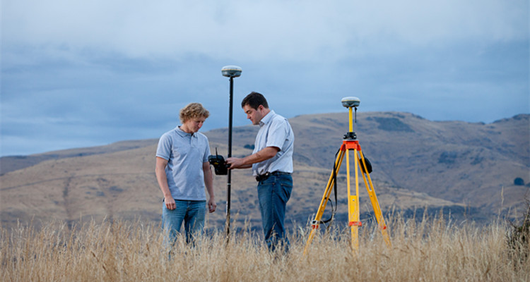 天寶Trimble R8s GNSS 接收機 天寶Trimble R8s GNSS 接收機